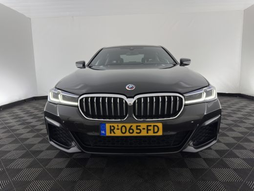 BMW 5 Serie 530e Business Edition Plus M-Sportpack (Plug-in) (INCL.BTW) *LEATHER | FULL-LED | MEMORY-PACK | D... ActivLease financial lease