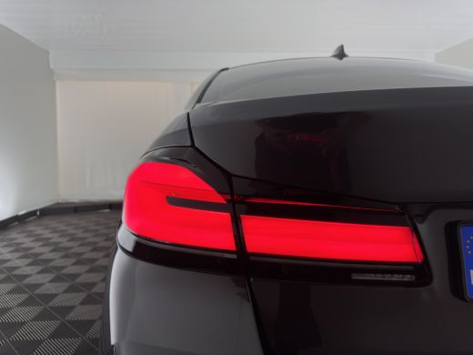 BMW 5 Serie 530e Business Edition Plus M-Sportpack (Plug-in) (INCL.BTW) *LEATHER | FULL-LED | MEMORY-PACK | D... ActivLease financial lease