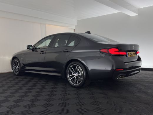 BMW 5 Serie 530e Business Edition Plus M-Sportpack (Plug-in) (INCL.BTW) *LEATHER | FULL-LED | MEMORY-PACK | D... ActivLease financial lease