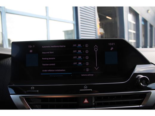 Citroën C4 1.2 Puretech Shine Pack Business EAT8 Automaat | Achterbank in delen neerklapbaar | Achterbank me... ActivLease financial lease