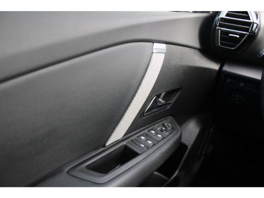 Citroën C4 1.2 Puretech Shine Pack Business EAT8 Automaat | Achterbank in delen neerklapbaar | Achterbank me... ActivLease financial lease