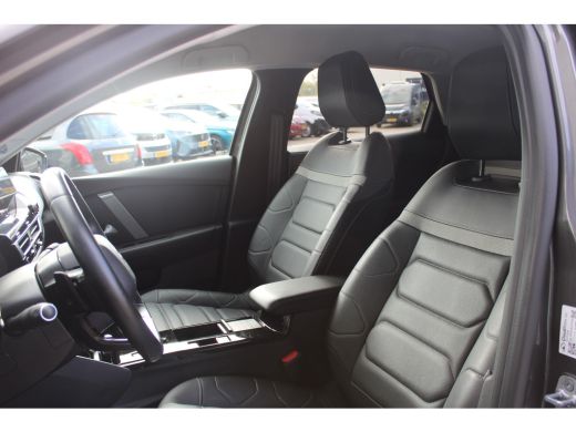 Citroën C4 1.2 Puretech Shine Pack Business EAT8 Automaat | Achterbank in delen neerklapbaar | Achterbank me... ActivLease financial lease
