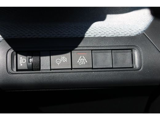 Citroën &euml;-C3 Max | Achteruitrijcamera | Boordlader 11kW - 3 fasen | Dagrijverlichting ActivLease financial lease