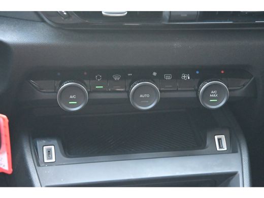 Citroën &euml;-C4 You 50 kWh 3 Fase | Navigatie by App | Achteruitrijcamera | Full-LED | Parkeersensoren | Dealeron... ActivLease financial lease