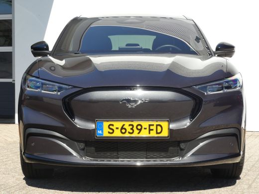 Ford Mustang Mach-E Mach-E Extended Premium AWD 98 kWh | PANORAMADAK | ADAPTIVE CRUISE | DODEHOEKDETECTIE | CAMERA | ... ActivLease financial lease