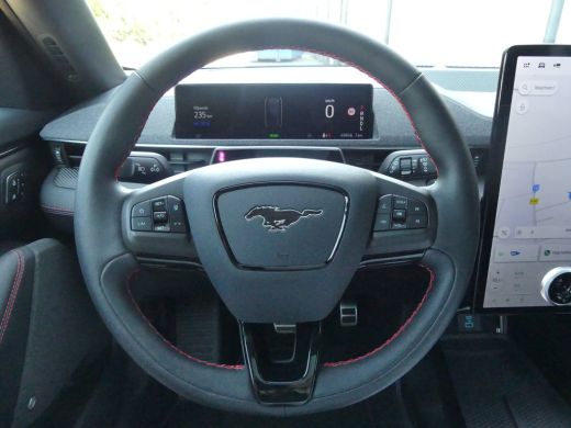 Ford Mustang Mach-E Mach-E Extended Premium AWD 98 kWh | PANORAMADAK | ADAPTIVE CRUISE | DODEHOEKDETECTIE | CAMERA | ... ActivLease financial lease