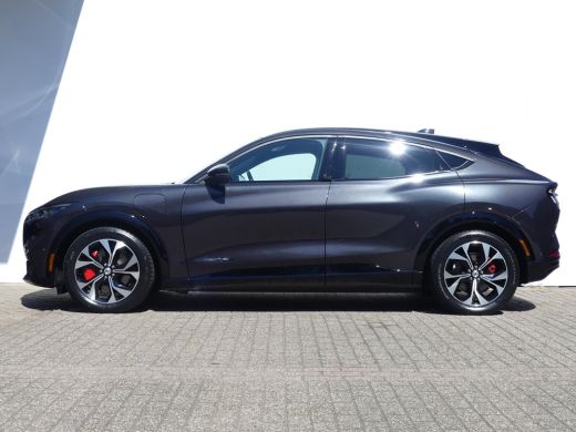 Ford Mustang Mach-E Mach-E Extended Premium AWD 98 kWh | PANORAMADAK | ADAPTIVE CRUISE | DODEHOEKDETECTIE | CAMERA | ... ActivLease financial lease