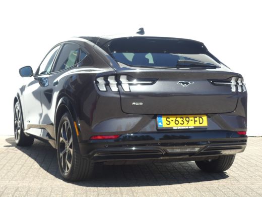 Ford Mustang Mach-E Mach-E Extended Premium AWD 98 kWh | PANORAMADAK | ADAPTIVE CRUISE | DODEHOEKDETECTIE | CAMERA | ... ActivLease financial lease