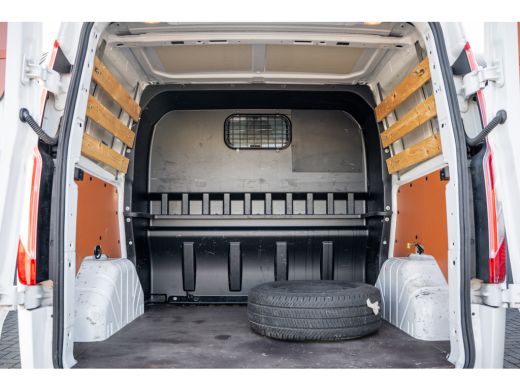 Ford Transit Custom 2.0 EcoBlue L1H1 | DC 6-Zits | LED | Cruise | PDC | Airco | Trekhaak ActivLease financial lease