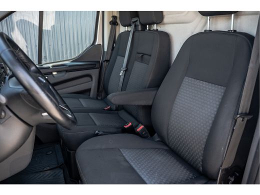 Ford Transit Custom 2.0 EcoBlue L2H1 | 130 PK | 3-Zits | Camera | Cruise | PDC | Airco | Trekhaak | Imperiaal ActivLease financial lease