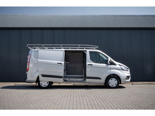 Ford Transit Custom 2.0 EcoBlue L2H1 | 130 PK | 3-Zits | Camera | Cruise | PDC | Airco | Trekhaak | Imperiaal ActivLease financial lease
