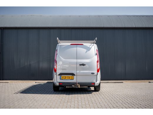Ford Transit Custom 2.0 EcoBlue L2H1 | 130 PK | 3-Zits | Camera | Cruise | PDC | Airco | Trekhaak | Imperiaal ActivLease financial lease