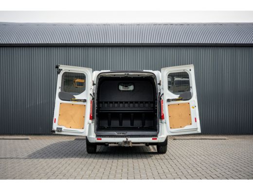 Ford Transit Custom 2.0 EcoBlue L2H1 | 170 PK | Automaat | DC 5-Zits | LED | Camera | Carplay | Cruise | PDC | Trekhaak ActivLease financial lease