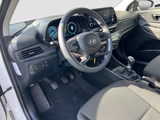Hyundai i20 1.0 T-GDI 100pk Comfort | Airco | Camera | Carplay | Cruise control | Dodehoek detectie | Navigat... ActivLease financial lease