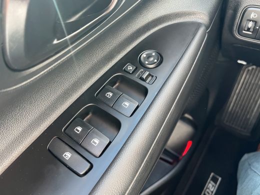 Hyundai i20 1.0 T-GDI 100pk Comfort | Airco | Camera | Carplay | Cruise control | Dodehoek detectie | Navigat... ActivLease financial lease