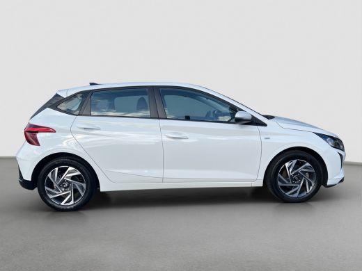 Hyundai i20 1.0 T-GDI 100pk Comfort | Airco | Camera | Carplay | Cruise control | Dodehoek detectie | Navigat... ActivLease financial lease