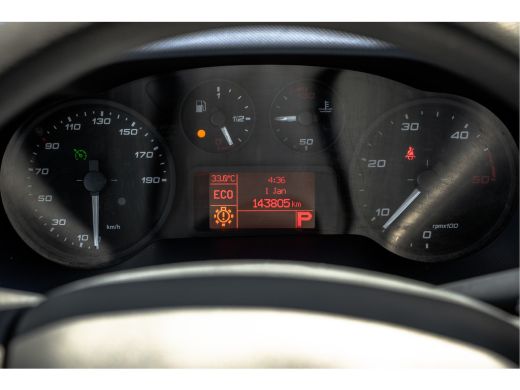 Iveco Daily 35C14 | L2H2 | Automaat | Trekhaak 3.5T | Elektr. Airco | Camera | Cruise ActivLease financial lease