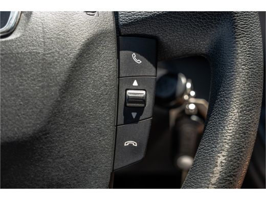 Iveco Daily 35C14 | L2H2 | Automaat | Trekhaak 3.5T | Elektr. Airco | Camera | Cruise ActivLease financial lease