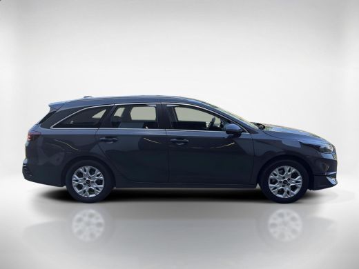 Kia Ceed Sportswagon 1.5 T-GDi DynamicLine Navi | Lichtmetaal | Apple Carplay Android Auto ActivLease financial lease