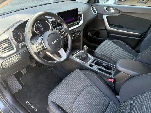 Kia Ceed Sportswagon 1.5 T-GDi DynamicLine Navi | Lichtmetaal | Apple Carplay Android Auto ActivLease financial lease