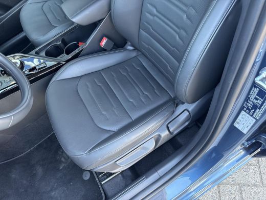 Kia Niro 1.6 GDi Hybrid DynamicPlusLine | Leder | Stoelverw. stuur verw. | Elec a Klep | Schuifdak | BTW auto ActivLease financial lease