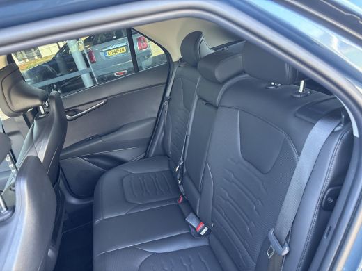 Kia Niro 1.6 GDi Hybrid DynamicPlusLine | Leder | Stoelverw. stuur verw. | Elec a Klep | Schuifdak | BTW auto ActivLease financial lease