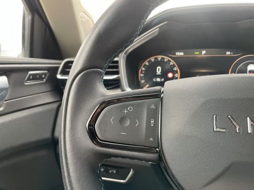 Lynk & Co 01 1.5 261PK | Org. NL | BTW- Auto | Pano | Adap. Cruise | Apple Carplay ActivLease financial lease