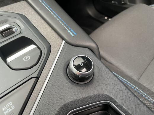 Lynk & Co 01 1.5 261PK | Org. NL | BTW- Auto | Pano | Adap. Cruise | Apple Carplay ActivLease financial lease