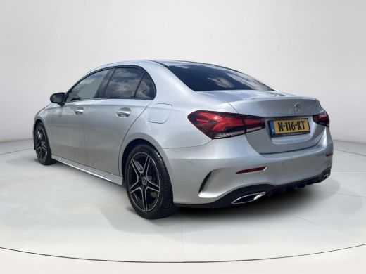 Mercedes-Benz A-Klasse 200 Business Solution AMG Night Upgrade | MBUX Groot | Camera | Cruise | ActivLease financial lease