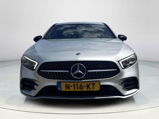 Mercedes-Benz A-Klasse 200 Business Solution AMG Night Upgrade | MBUX Groot | Camera | Cruise | ActivLease financial lease