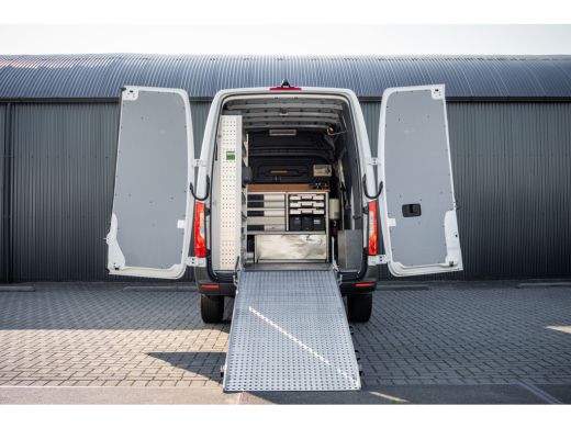 Mercedes-Benz Sprinter 311 CDI RWD L2H2 | | Volledig Ingericht | Mbux | Camera | Climatronic ActivLease financial lease