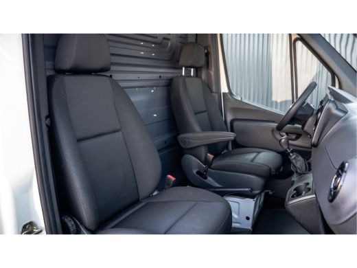 Mercedes-Benz Sprinter 311 CDI RWD L2H2 | | Volledig Ingericht | Mbux | Camera | Climatronic ActivLease financial lease