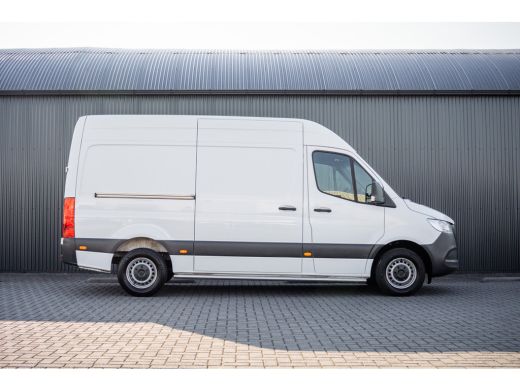 Mercedes-Benz Sprinter 311 CDI RWD L2H2 | | Volledig Ingericht | Mbux | Camera | Climatronic ActivLease financial lease
