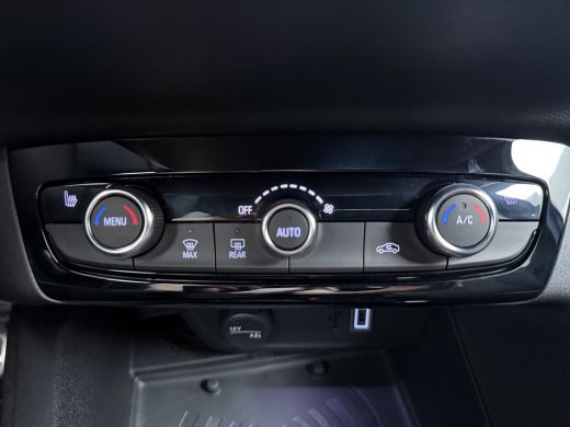Opel Corsa Ultimate | Dode hoek waarschuwing | Draadloze telefoonlader | Elektronische klimaatregeling (ECC) ActivLease financial lease