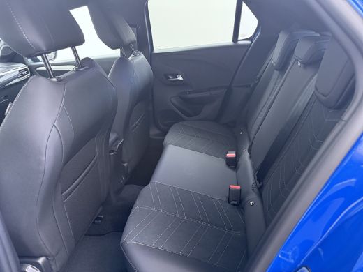 Opel Corsa Ultimate | Dode hoek waarschuwing | Draadloze telefoonlader | Elektronische klimaatregeling (ECC) ActivLease financial lease