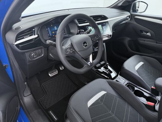 Opel Corsa Ultimate | Dode hoek waarschuwing | Draadloze telefoonlader | Elektronische klimaatregeling (ECC) ActivLease financial lease
