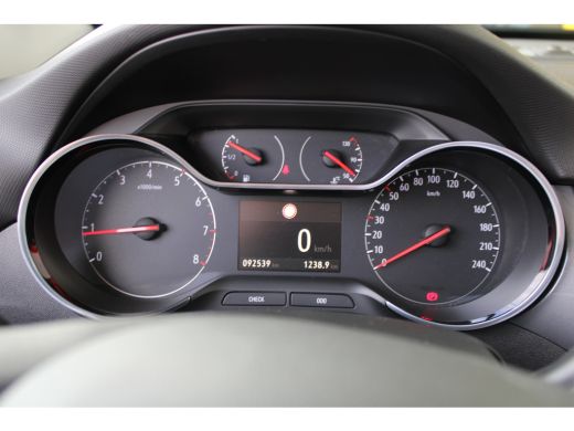 Opel Crossland 1.2 Turbo Elegance | Camera | Apple Carplay/ Android Auto | LED koplampen | Climate control | ActivLease financial lease