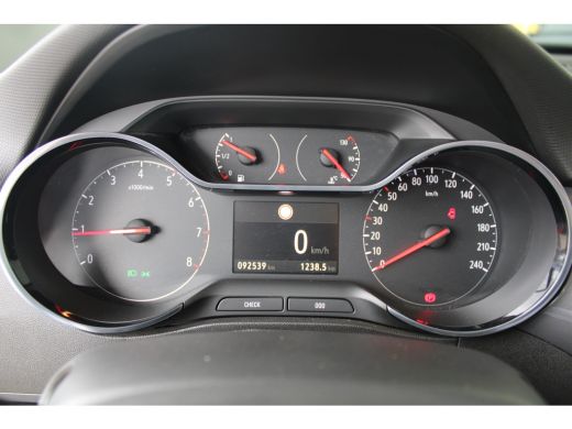 Opel Crossland 1.2 Turbo Elegance | Camera | Apple Carplay/ Android Auto | LED koplampen | Climate control | ActivLease financial lease