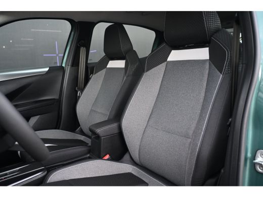 Opel Frontera 1.2 Turbo Hybrid Edition 145pk | Tot 8 Jaar Garantie! | Navigatie | Achteruitrijcamera | Comforts... ActivLease financial lease