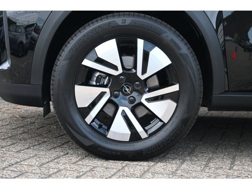 Opel Frontera 1.2 Turbo Hybrid GS DEMO-DEAL! Tot 8 Jaar Garantie! | Stuur/Stoelverwarming | Navigatie | Achteru... ActivLease financial lease