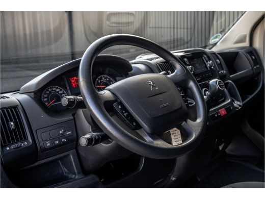 Peugeot Boxer 2.2 BlueHDi 140 L2H2 | 140 PK | 3-Zits | Cruise | Camera | Navi | Airco ActivLease financial lease