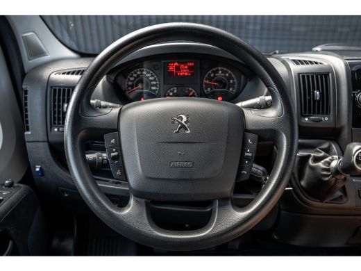 Peugeot Boxer 2.2 BlueHDi 140 L2H2 | 140 PK | 3-Zits | Cruise | Camera | Navi | Airco ActivLease financial lease