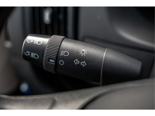 Peugeot Boxer 2.2 BlueHDi 140 L2H2 | 140 PK | 3-Zits | Cruise | Camera | Navi | Airco ActivLease financial lease