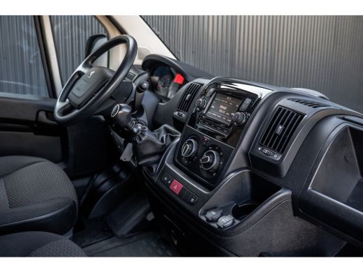 Peugeot Boxer 2.2 BlueHDi 140 L2H2 | 140 PK | 3-Zits | Cruise | Camera | Navi | Airco ActivLease financial lease