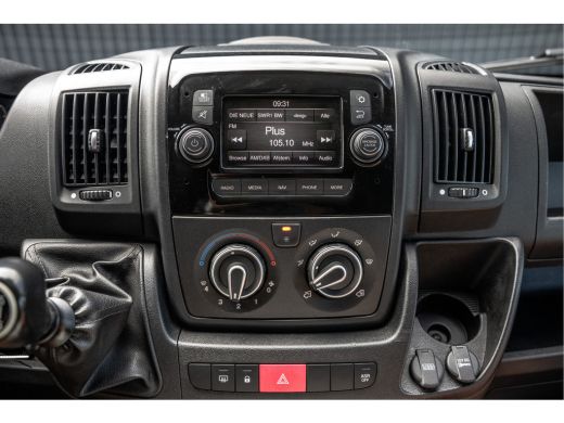 Peugeot Boxer 2.2 BlueHDi 140 L2H2 | 140 PK | 3-Zits | Cruise | Camera | Navi | Airco ActivLease financial lease