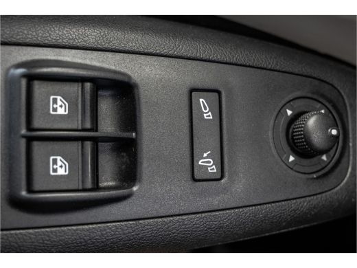 Peugeot Boxer 2.2 BlueHDi 140 L2H2 | 140 PK | 3-Zits | Cruise | Camera | Navi | Airco ActivLease financial lease