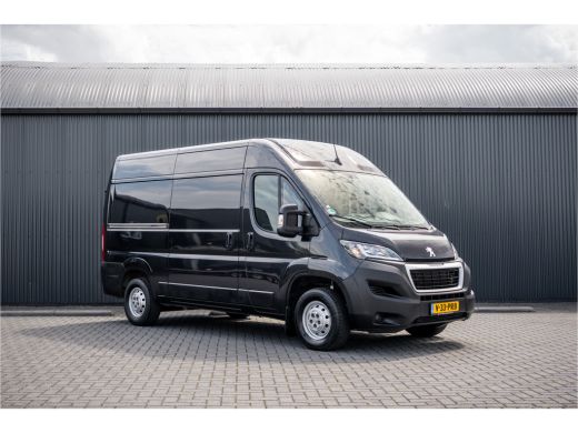 Peugeot Boxer 2.2 BlueHDi 140 L2H2 | 140 PK | 3-Zits | Cruise | Camera | Navi | Airco ActivLease financial lease