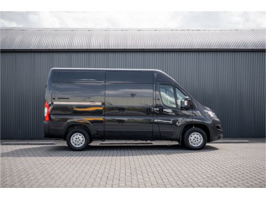 Peugeot Boxer 2.2 BlueHDi 140 L2H2 | 140 PK | 3-Zits | Cruise | Camera | Navi | Airco ActivLease financial lease