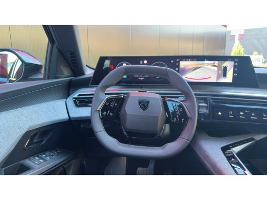 Peugeot e-3008 Allure | Elektrische parkeerrem | Extra getinte achterste zijruiten en achterruit ActivLease financial lease