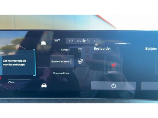 Peugeot e-3008 Allure | Elektrische parkeerrem | Extra getinte achterste zijruiten en achterruit ActivLease financial lease